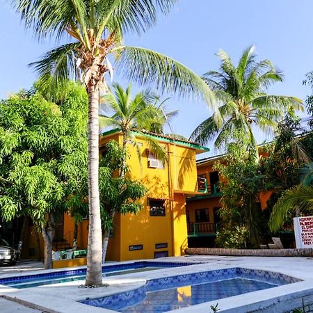 Hotel Posada Playa Manzanillo プエルト・エスコンディード エクステリア 写真