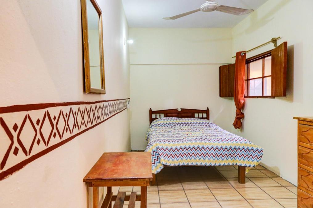 Hotel Posada Playa Manzanillo プエルト・エスコンディード エクステリア 写真