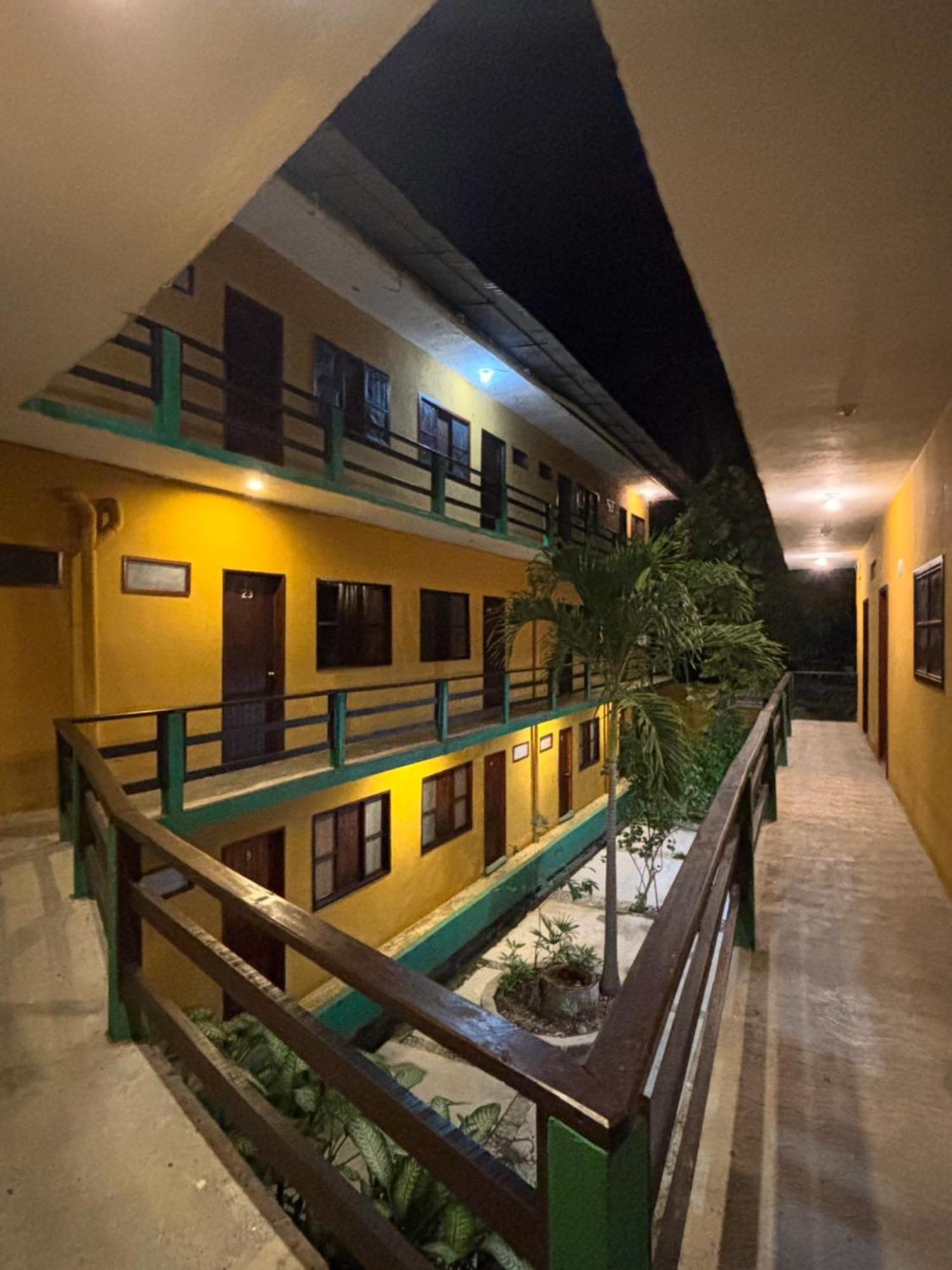 Hotel Posada Playa Manzanillo プエルト・エスコンディード エクステリア 写真